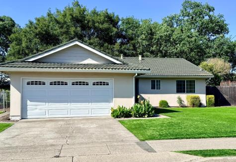 2553 Cactus Avenue Santa Rosa CA 95405