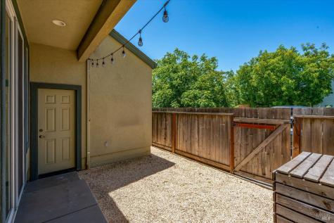 2490 Van Patter Drive Santa Rosa CA 95403