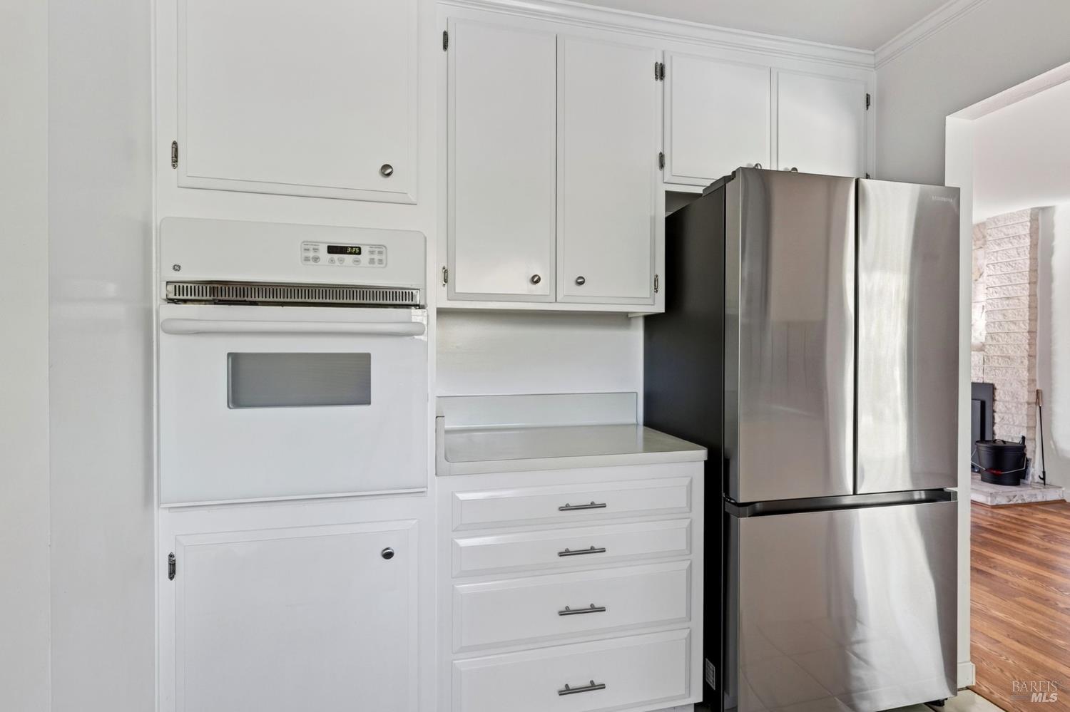 15 Betty Lane Novato CA 94947