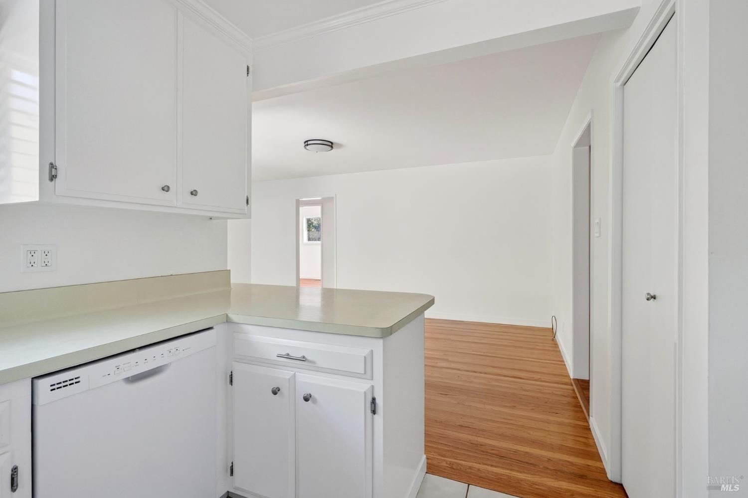 15 Betty Lane Novato CA 94947