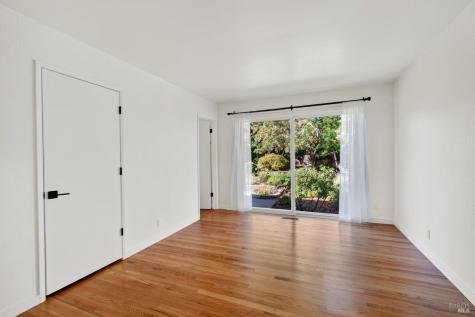 15 Betty Lane Novato CA 94947