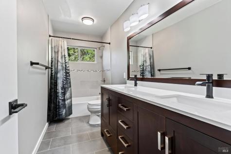 15 Betty Lane Novato CA 94947