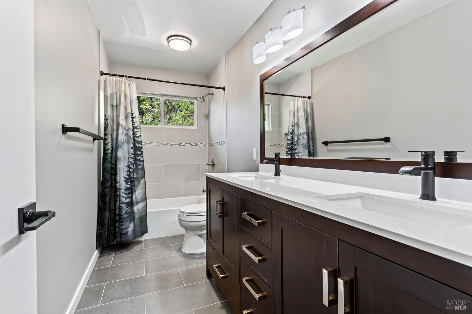 15 Betty Lane Novato CA 94947