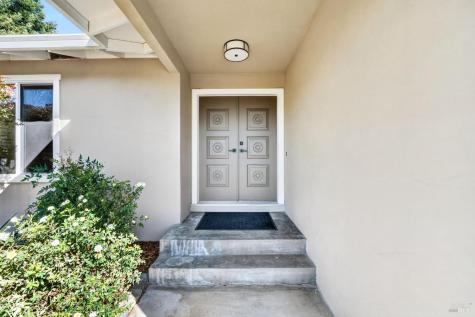 15 Betty Lane Novato CA 94947