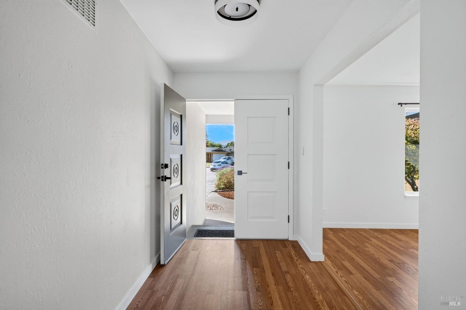 15 Betty Lane Novato CA 94947