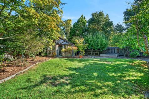 15 Betty Lane Novato CA 94947