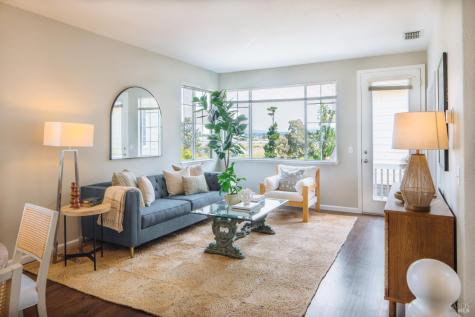 143 Mcnear Circle Petaluma CA 94952