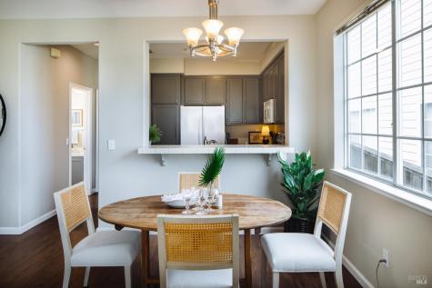 143 Mcnear Circle Petaluma CA 94952