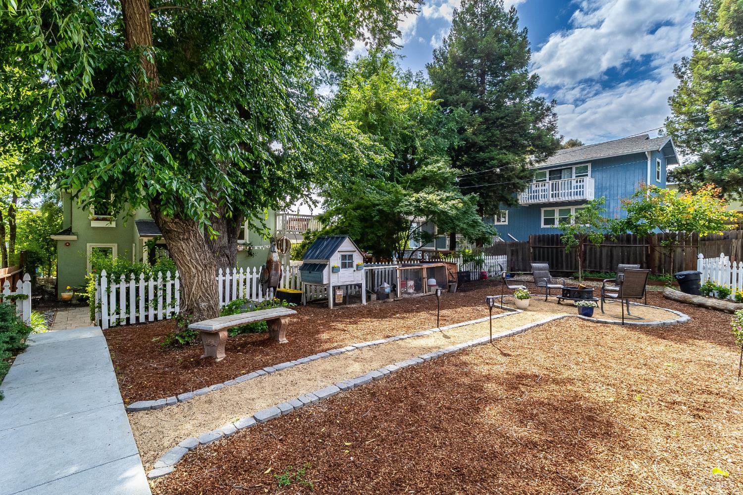 470 E O Street Benicia CA 94510