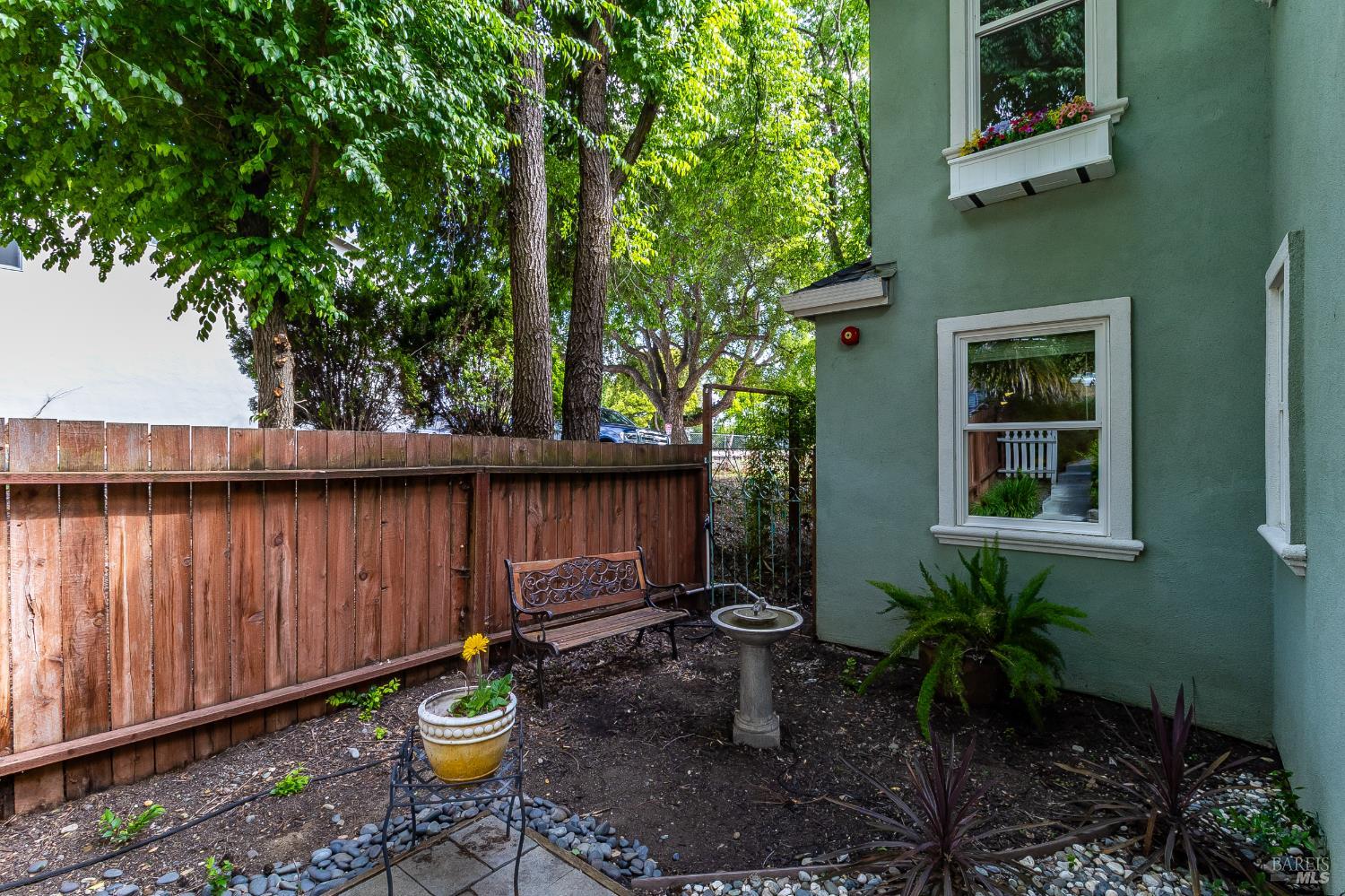470 E O Street Benicia CA 94510