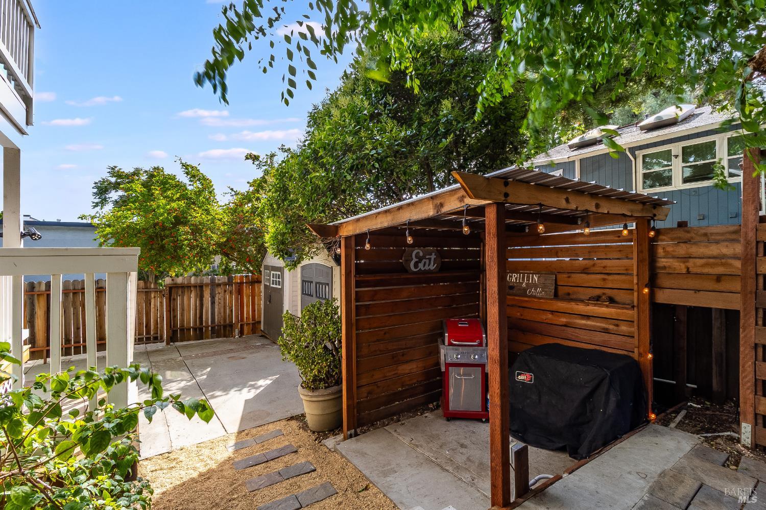 470 E O Street Benicia CA 94510