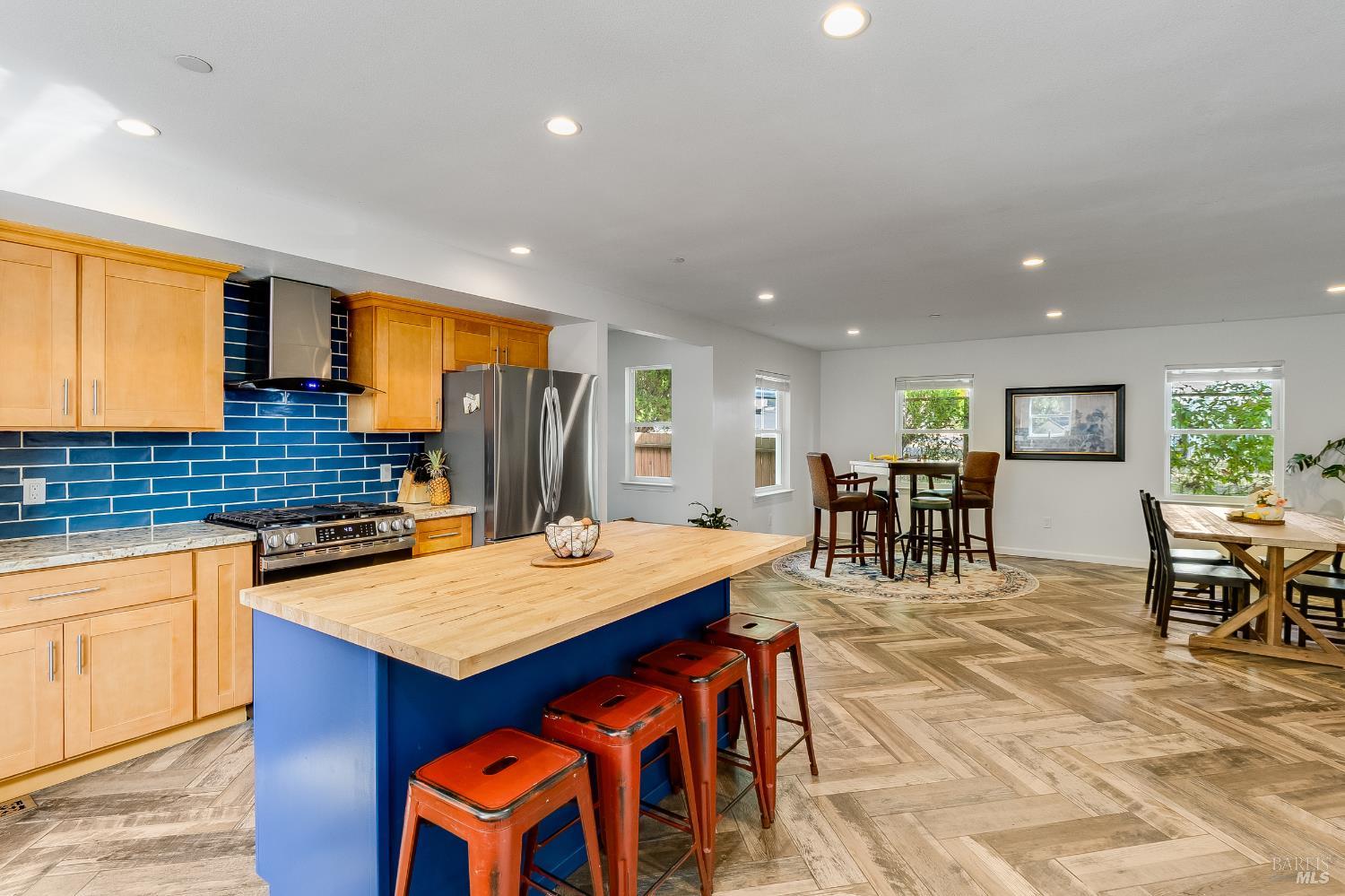 470 E O Street Benicia CA 94510