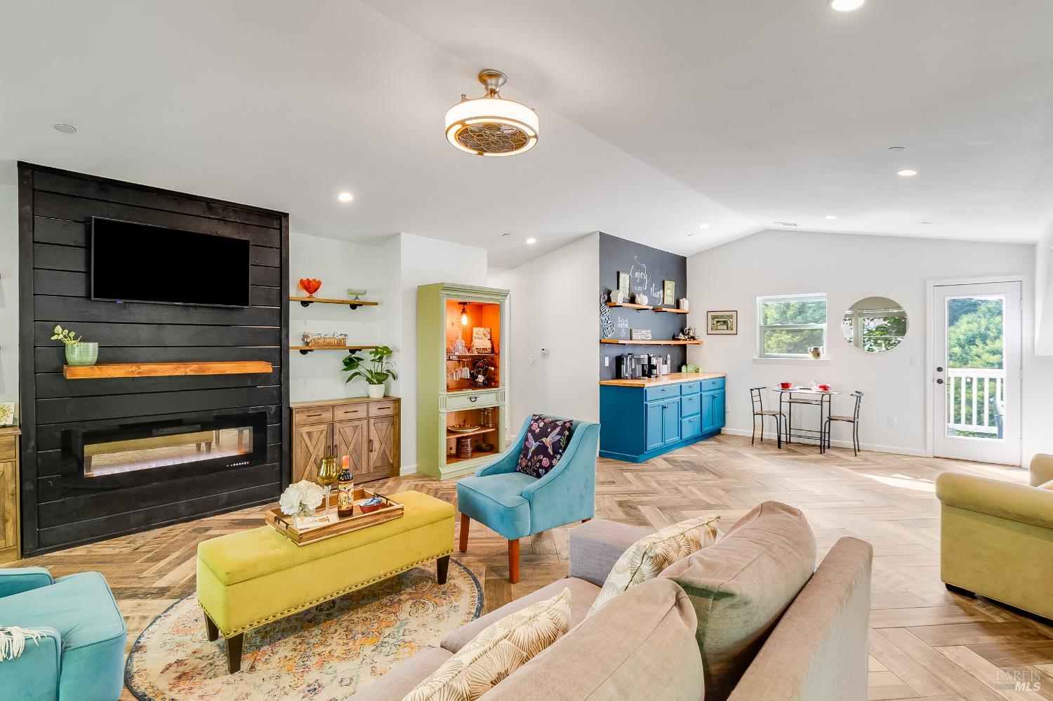 470 E O Street Benicia CA 94510