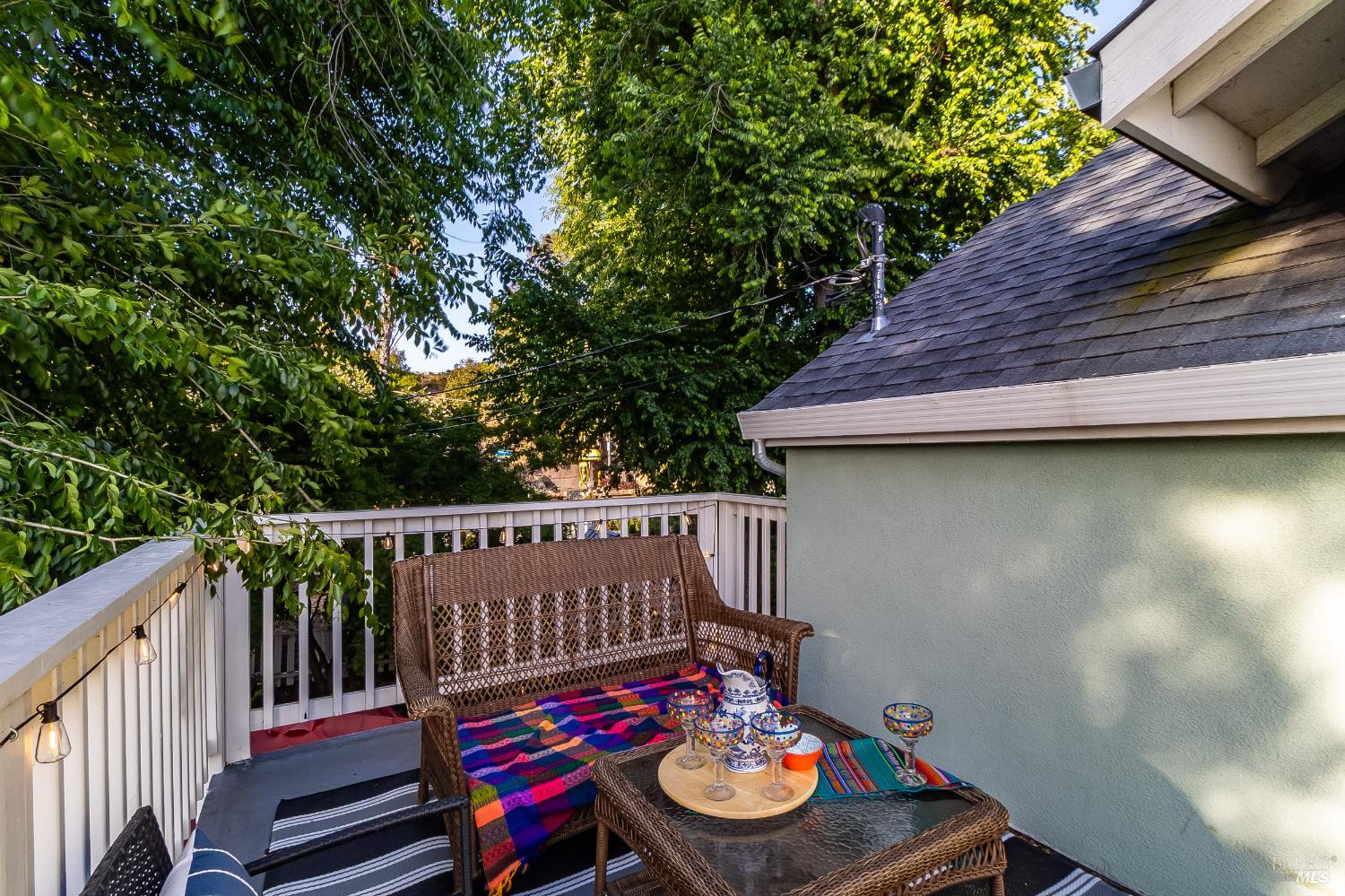 470 E O Street Benicia CA 94510
