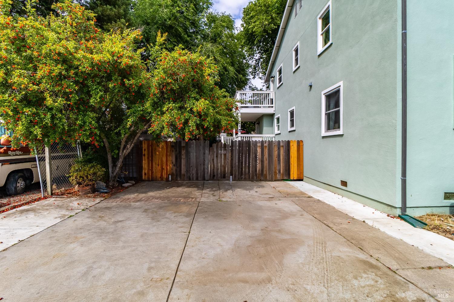 470 E O Street Benicia CA 94510
