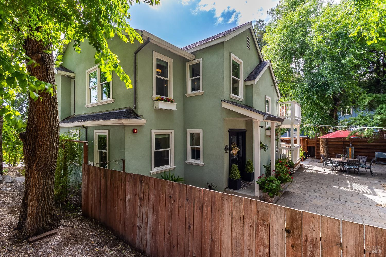 470 E O Street Benicia CA 94510