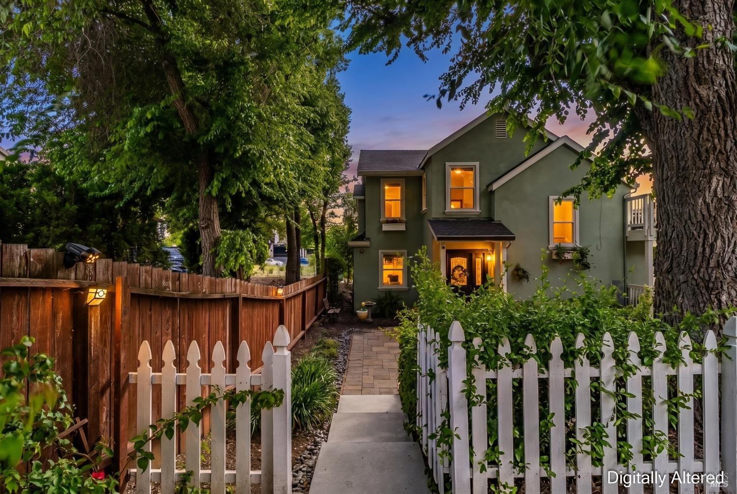 470 E O Street Benicia CA 94510