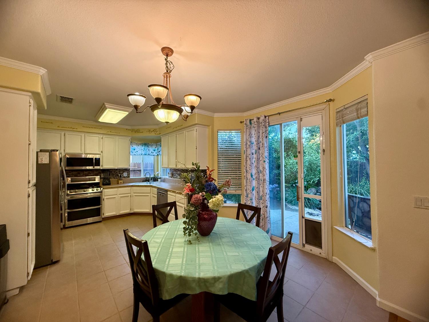 2160 Mabry Drive Sacramento CA 95835