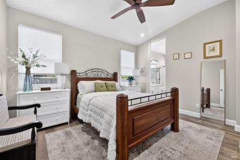 2589 Zircon Place Santa Rosa CA 95404