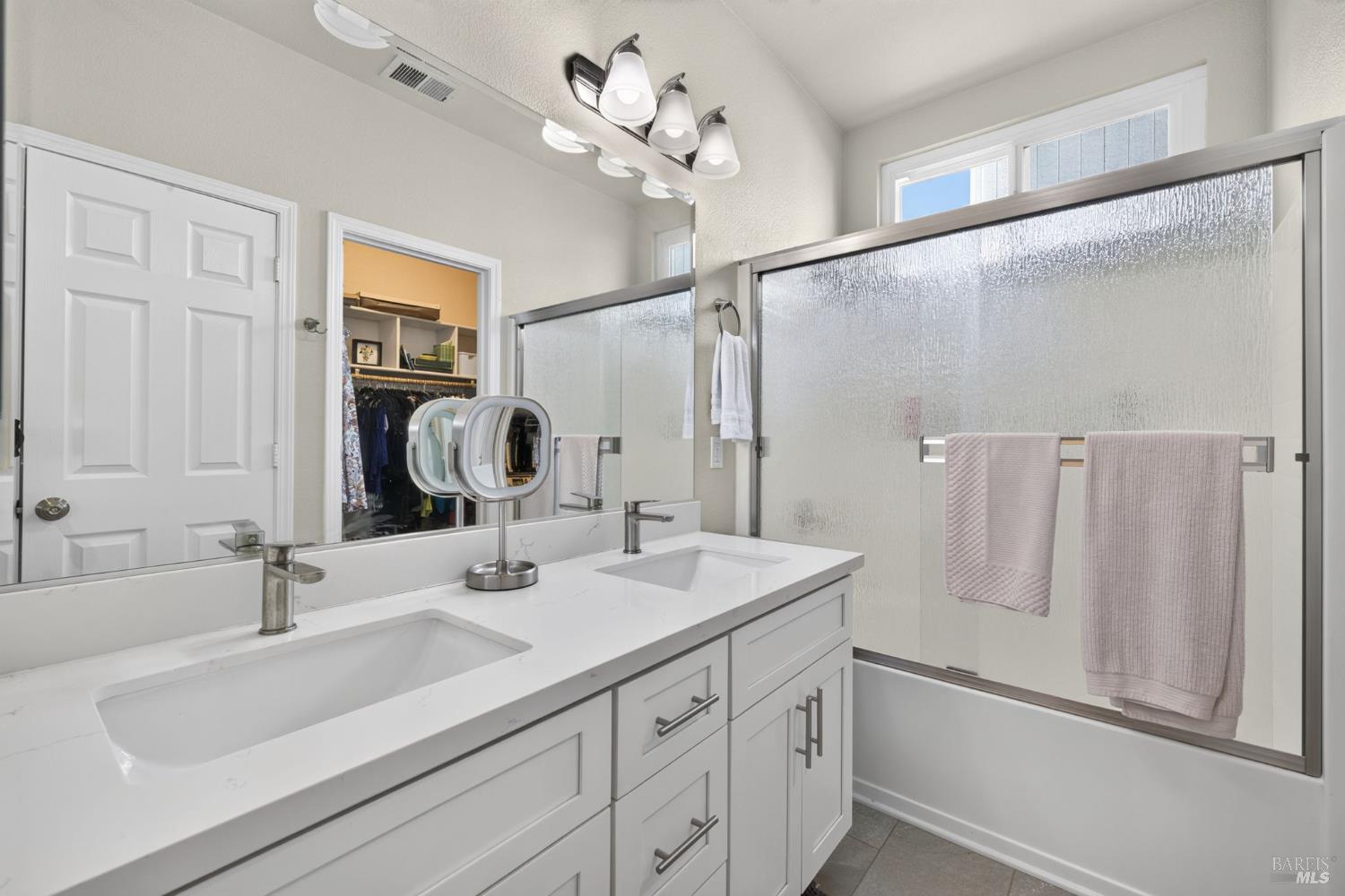 2589 Zircon Place Santa Rosa CA 95404