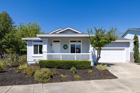 2589 Zircon Place Santa Rosa CA 95404