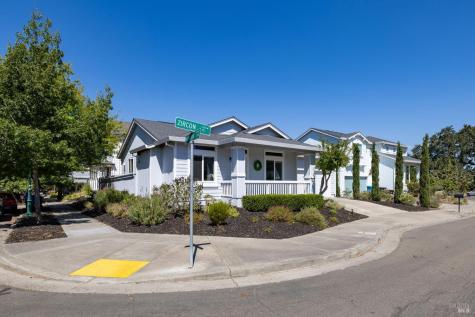 2589 Zircon Place Santa Rosa CA 95404