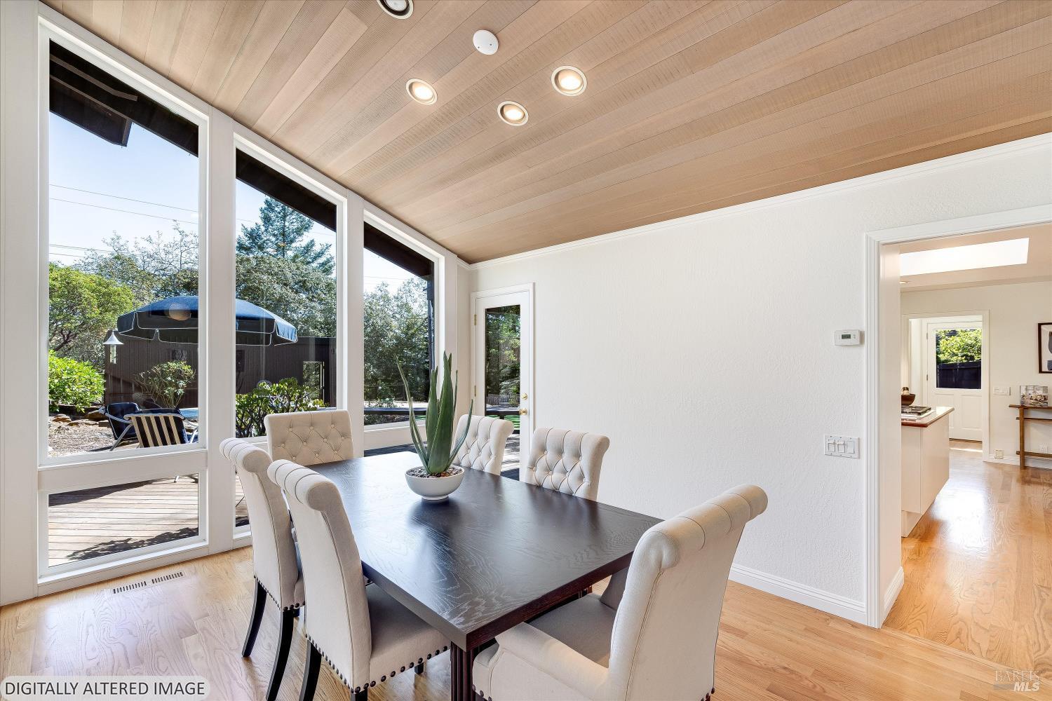 3828 Alta Vista Avenue Santa Rosa CA 95409