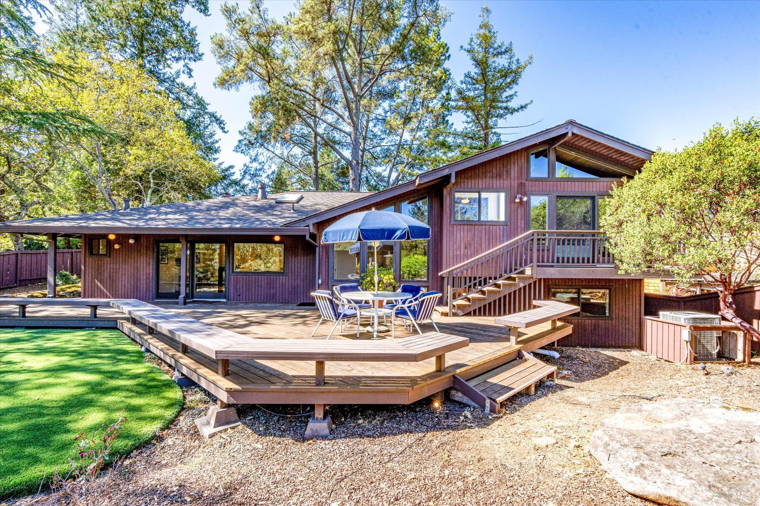 3828 Alta Vista Avenue Santa Rosa CA 95409
