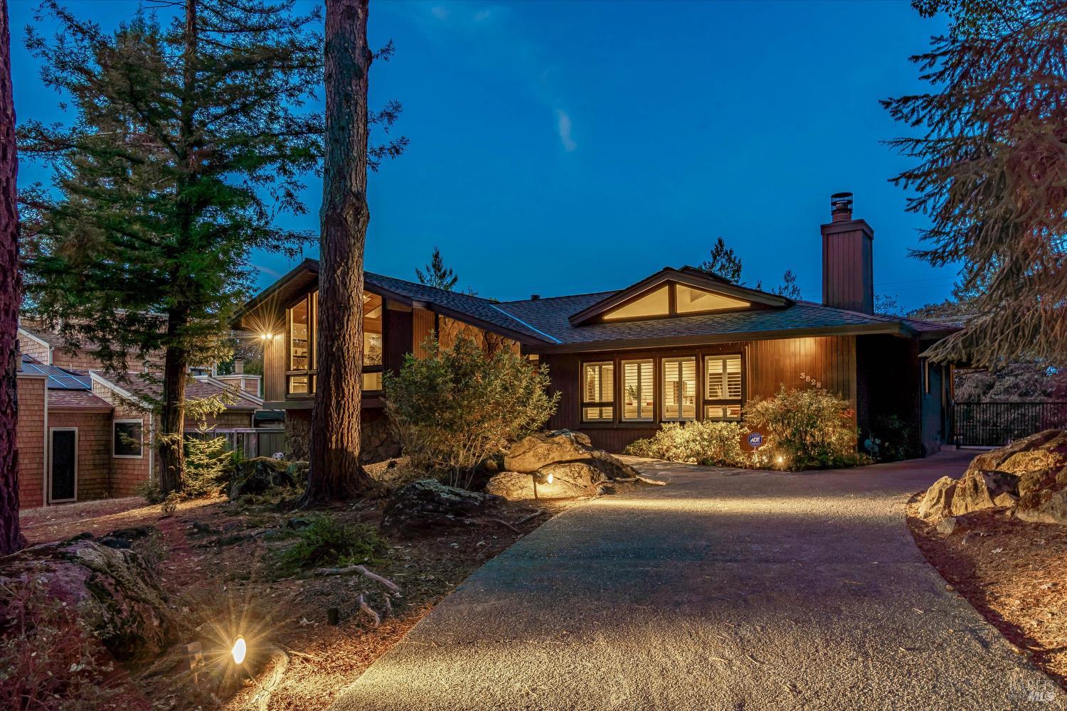 3828 Alta Vista Avenue Santa Rosa CA 95409