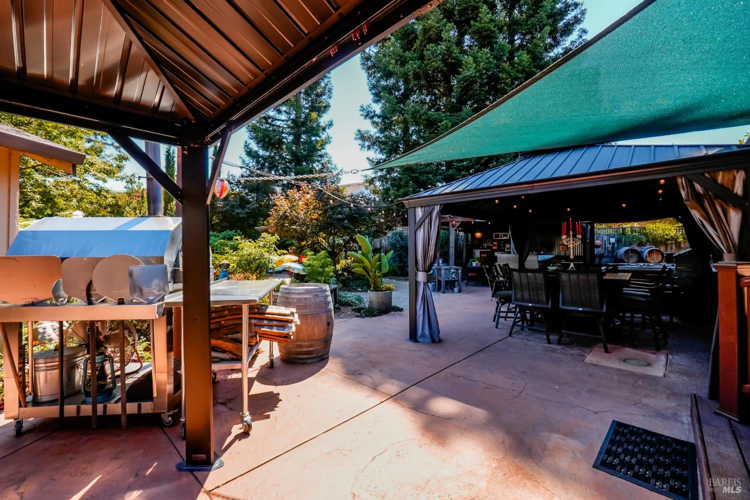 2049 W F Street Napa CA 94558