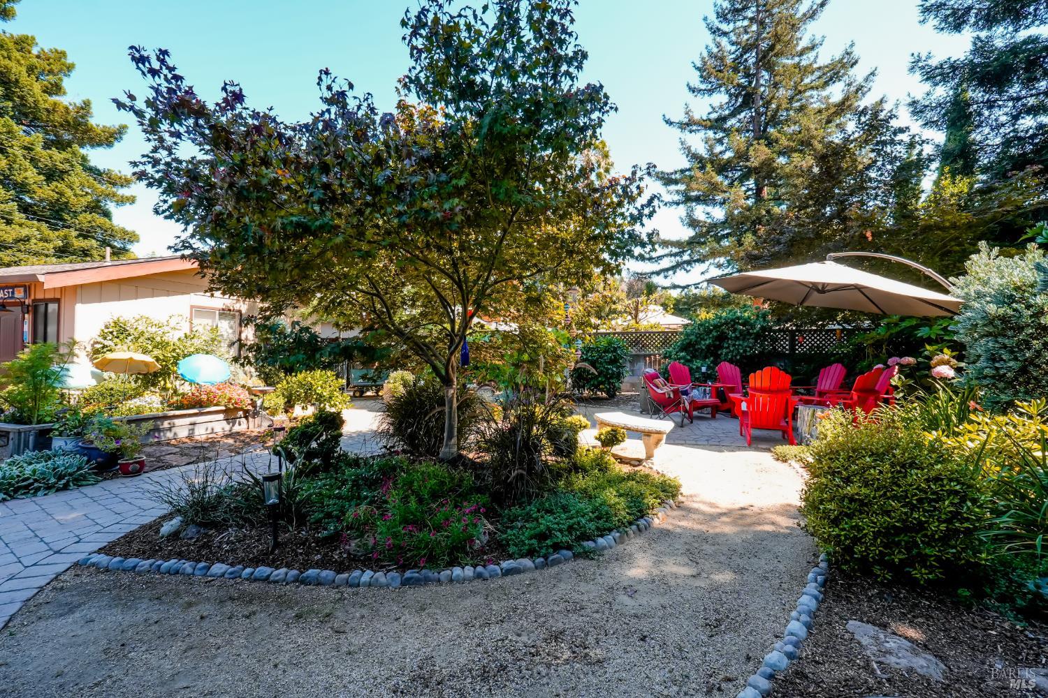 2049 W F Street Napa CA 94558