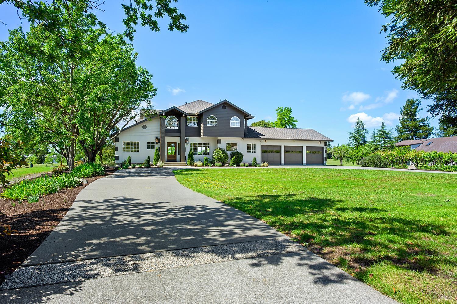 5533 Oak Meadow Drive Santa Rosa CA 95401