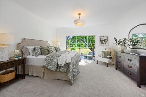 5533 Oak Meadow Drive Santa Rosa CA 95401