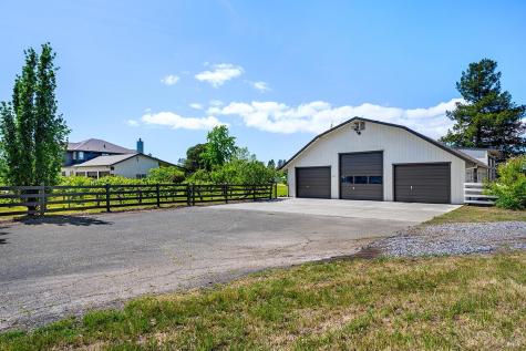 5533 Oak Meadow Drive Santa Rosa CA 95401