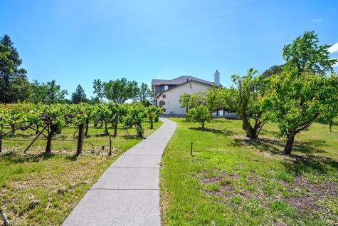 5533 Oak Meadow Drive Santa Rosa CA 95401