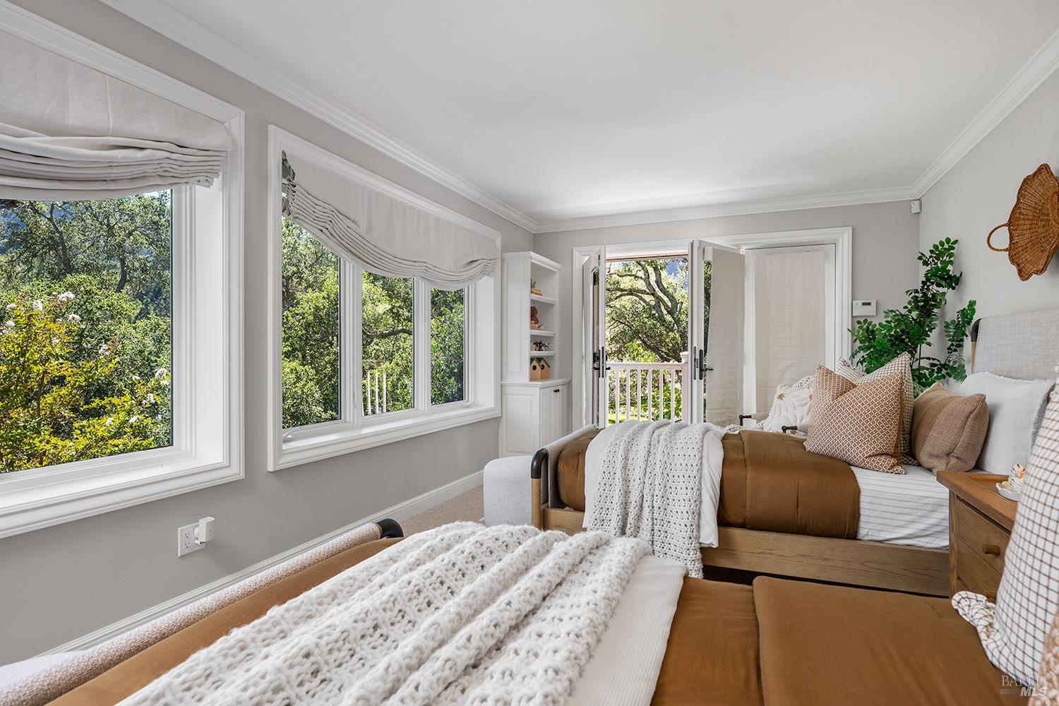 30 N Ridgewood Road Kentfield CA 94904