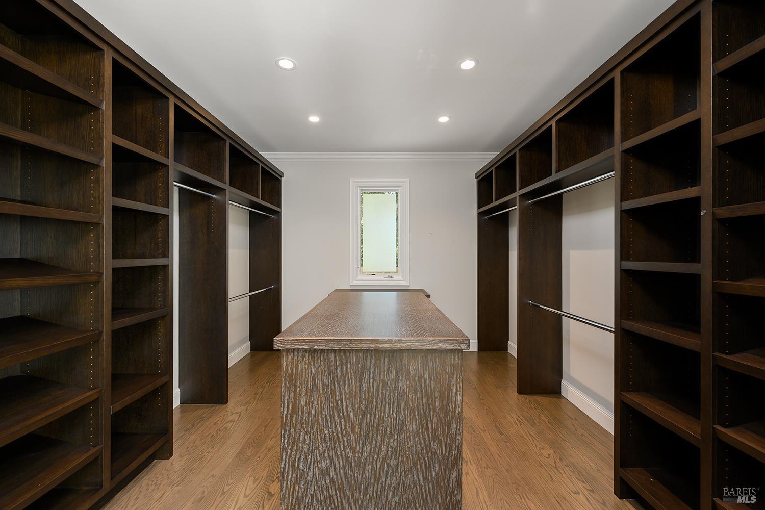 30 N Ridgewood Road Kentfield CA 94904