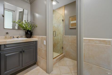 30 N.ridgewood Road Kentfield CA 94904