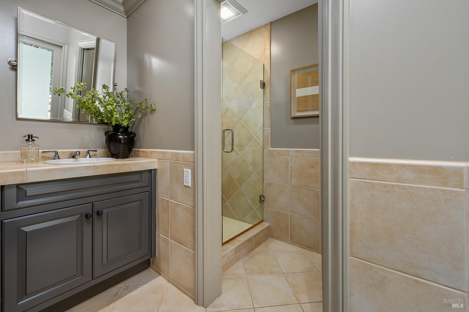30 N Ridgewood Road Kentfield CA 94904