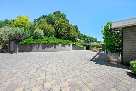 30 N.ridgewood Road Kentfield CA 94904