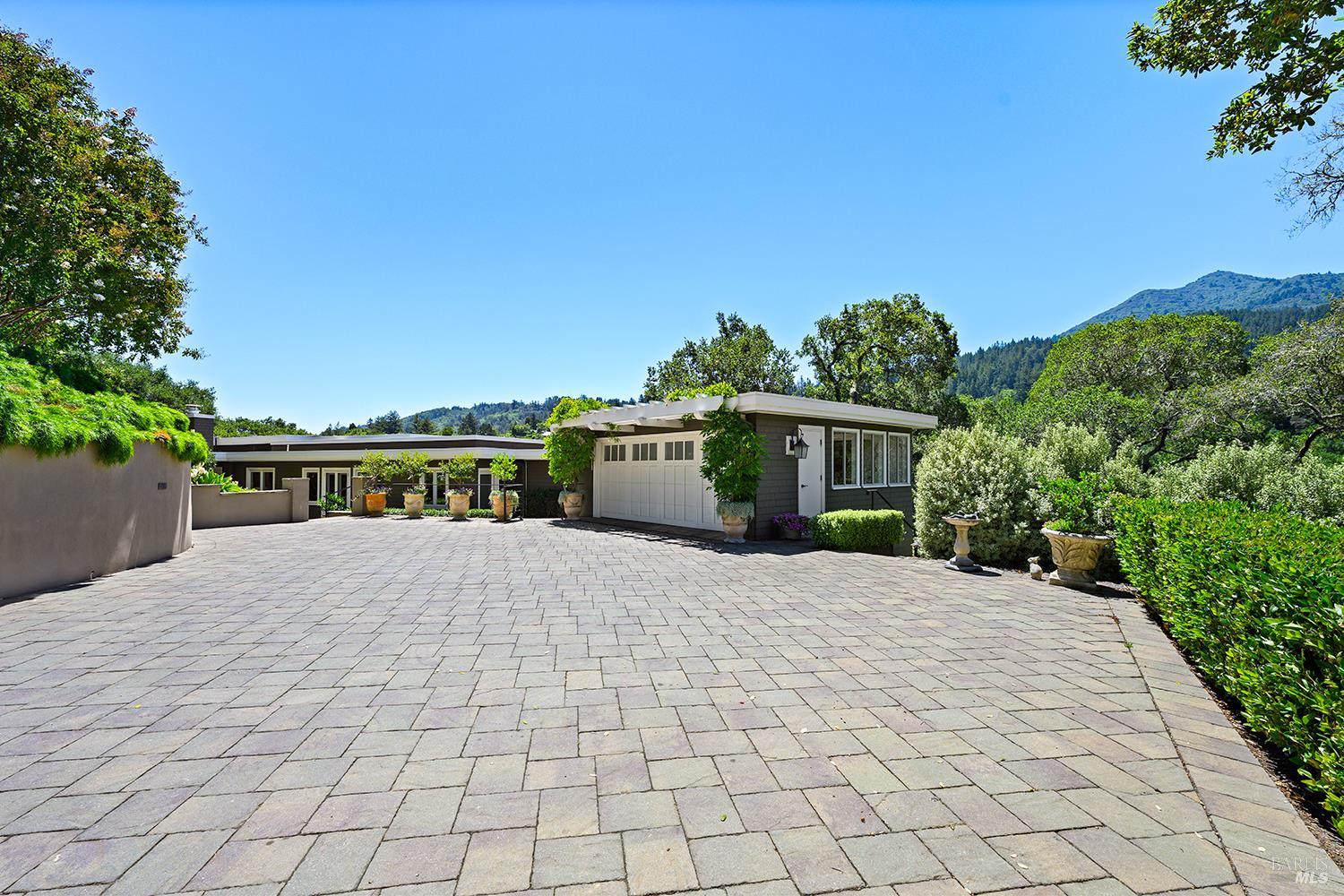 30 N Ridgewood Road Kentfield CA 94904
