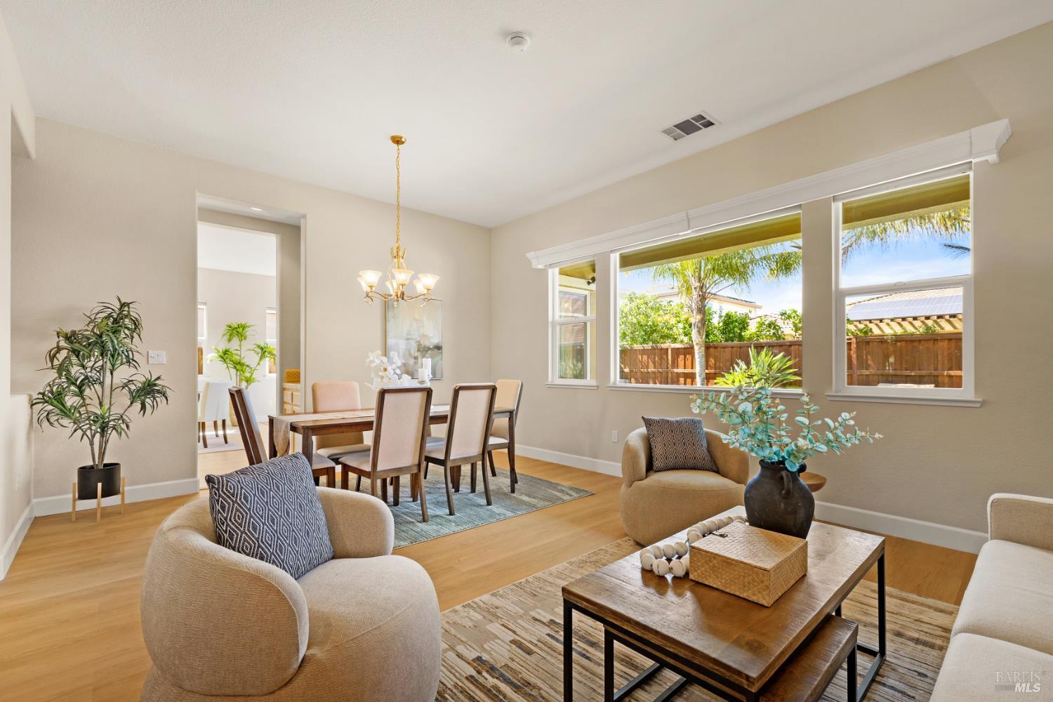 215 Brighton Circle Vacaville CA 95687