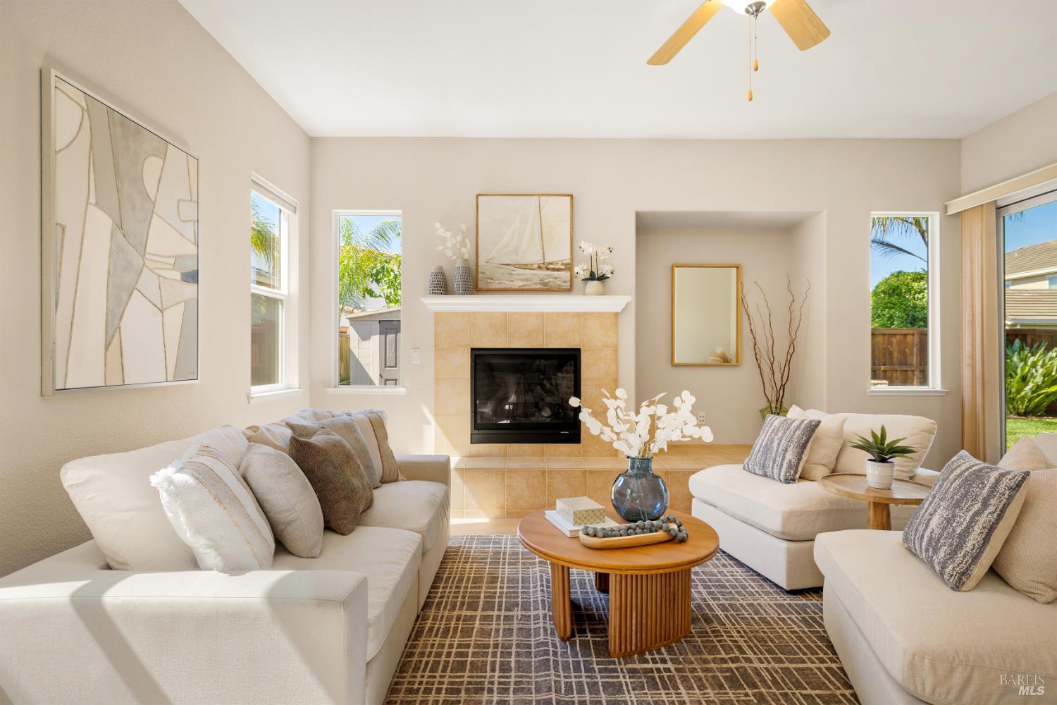 215 Brighton Circle Vacaville CA 95687