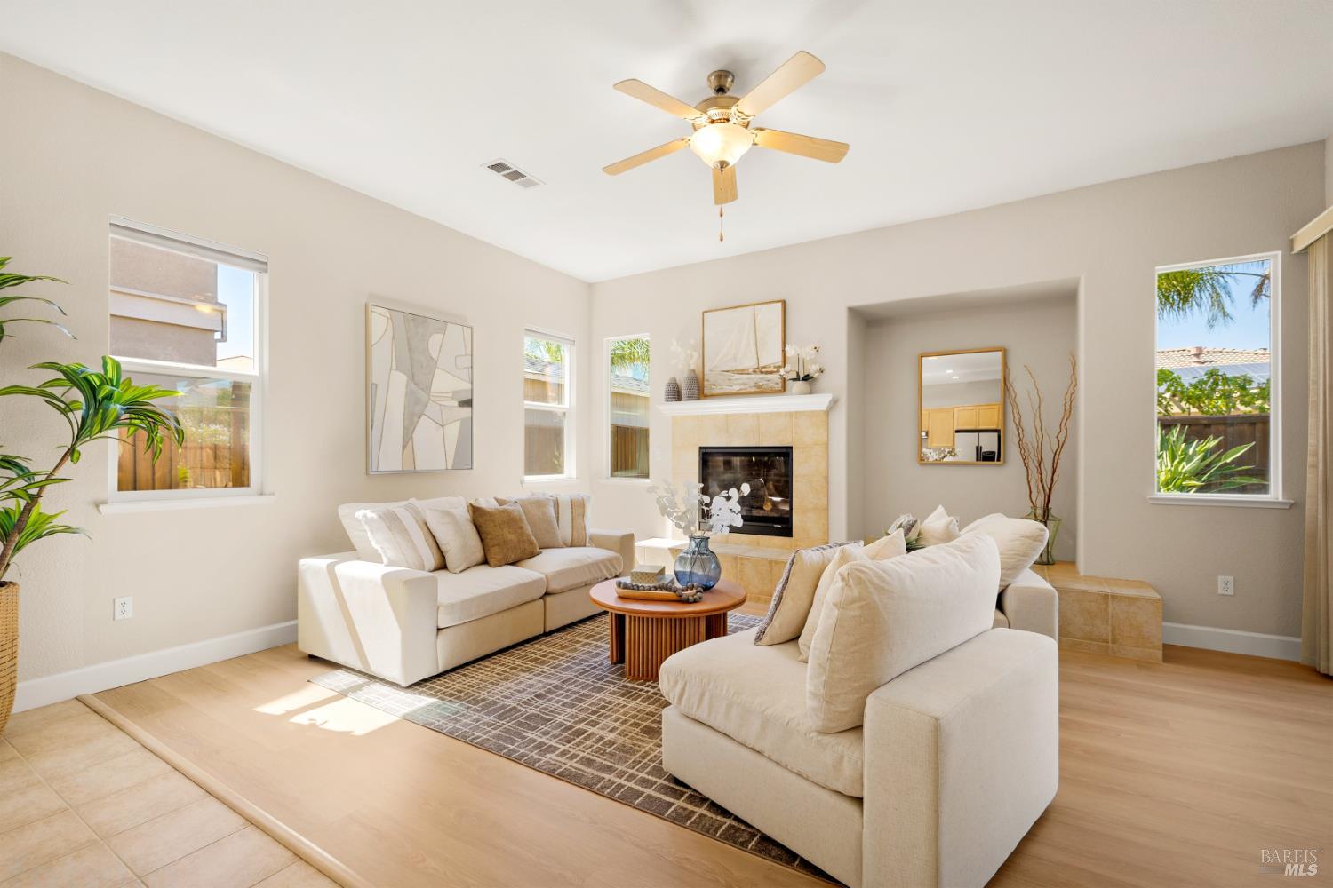 215 Brighton Circle Vacaville CA 95687