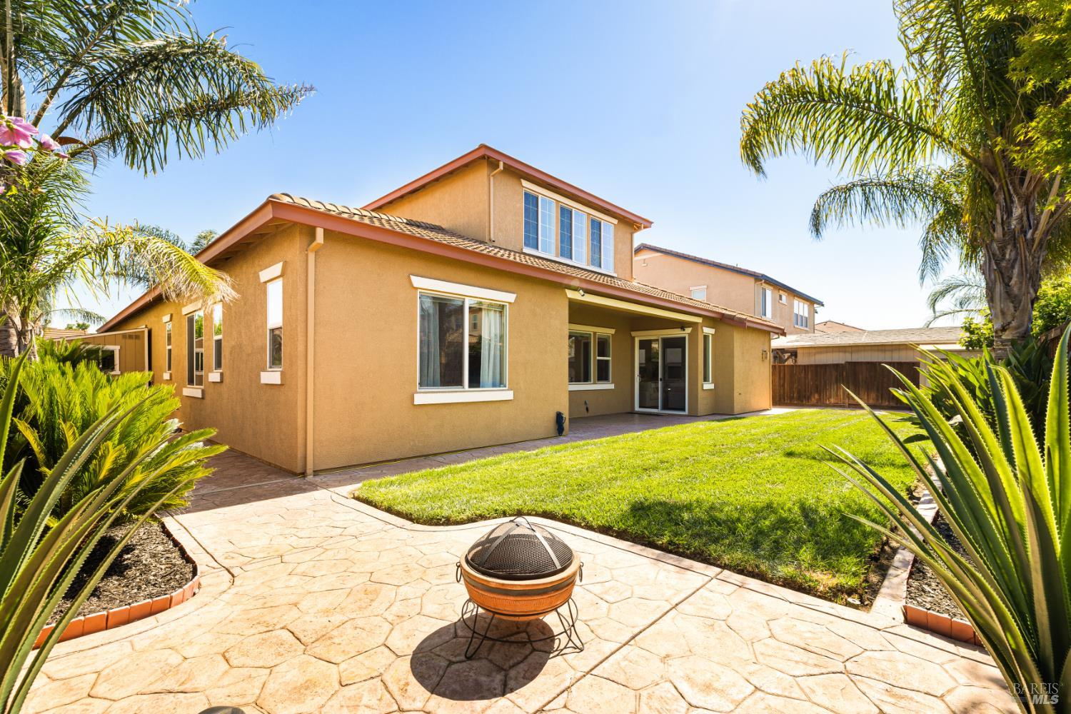 215 Brighton Circle Vacaville CA 95687