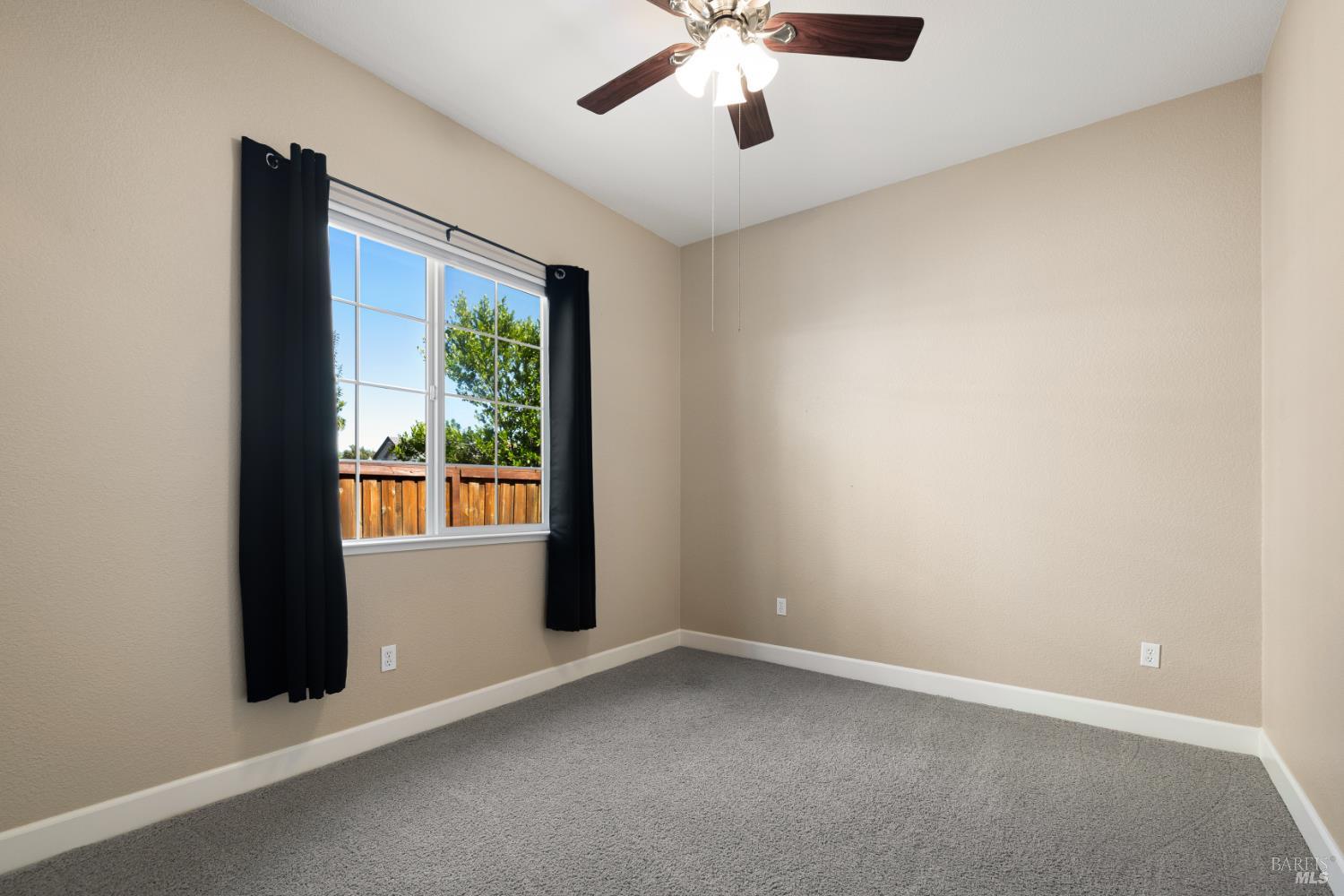 215 Brighton Circle Vacaville CA 95687