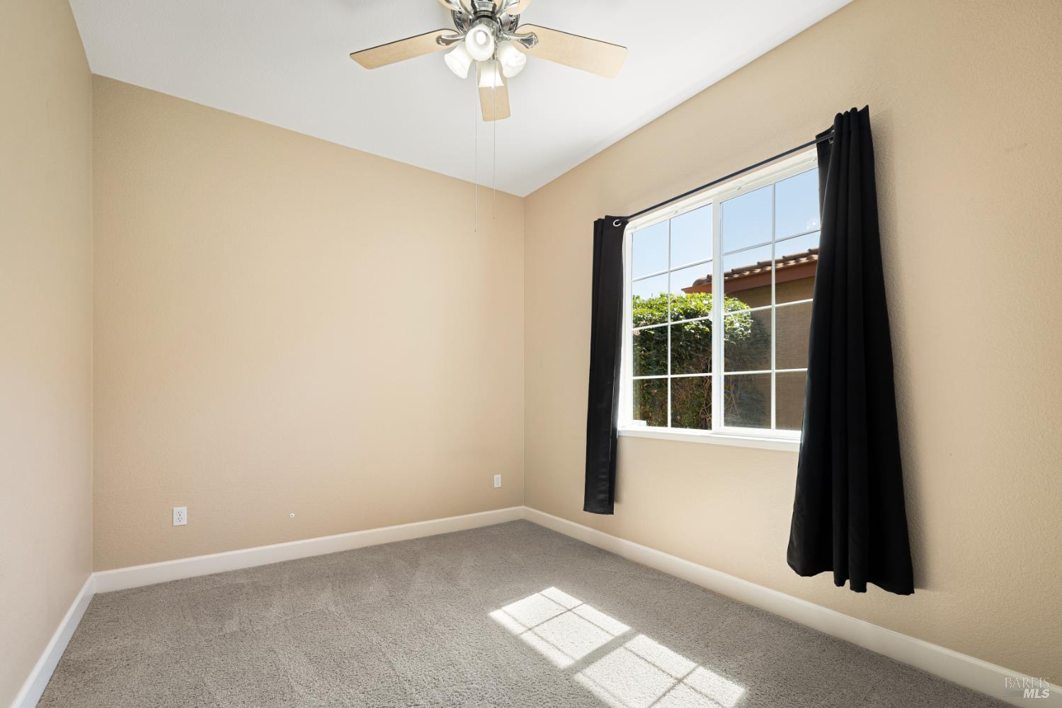 215 Brighton Circle Vacaville CA 95687
