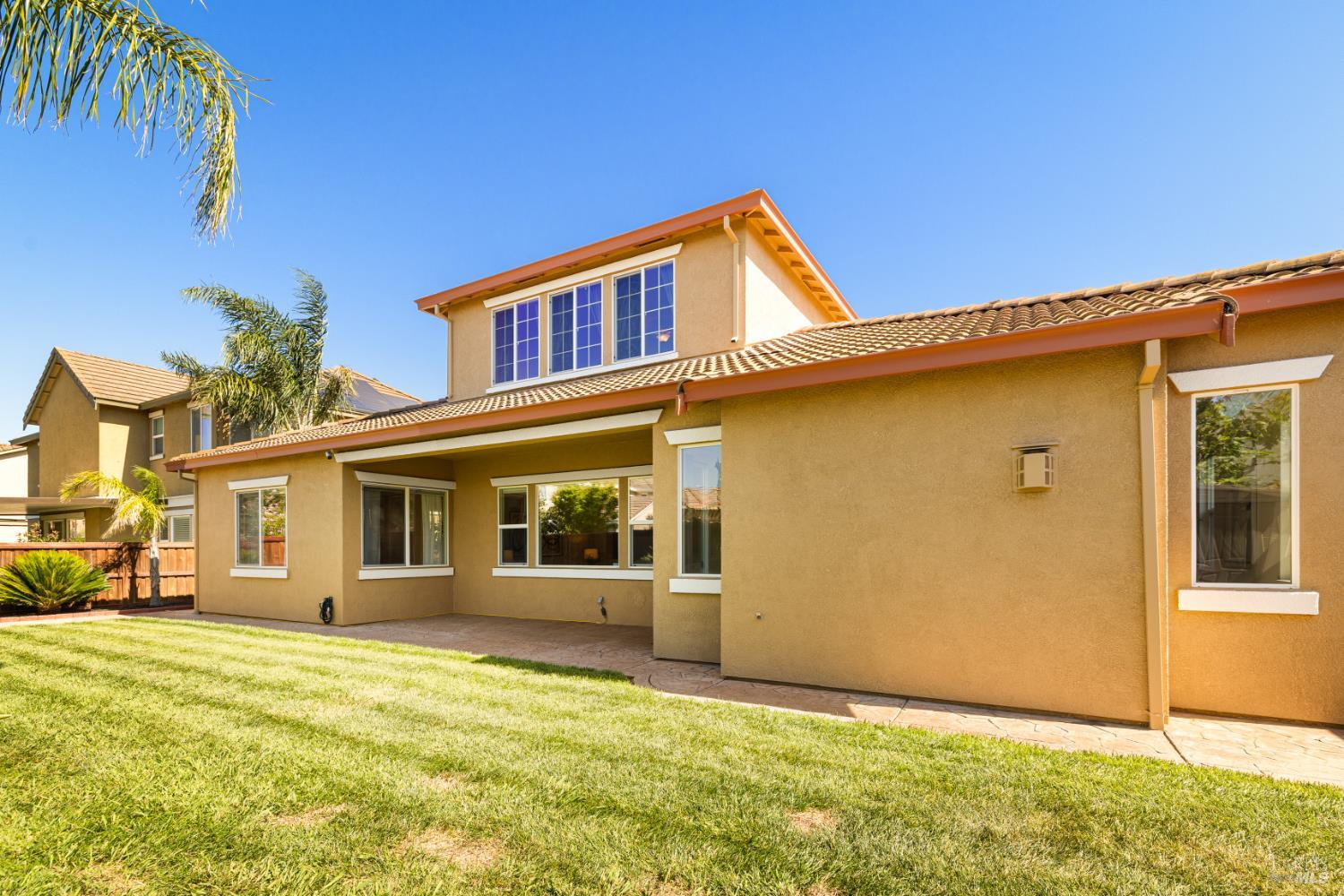 215 Brighton Circle Vacaville CA 95687