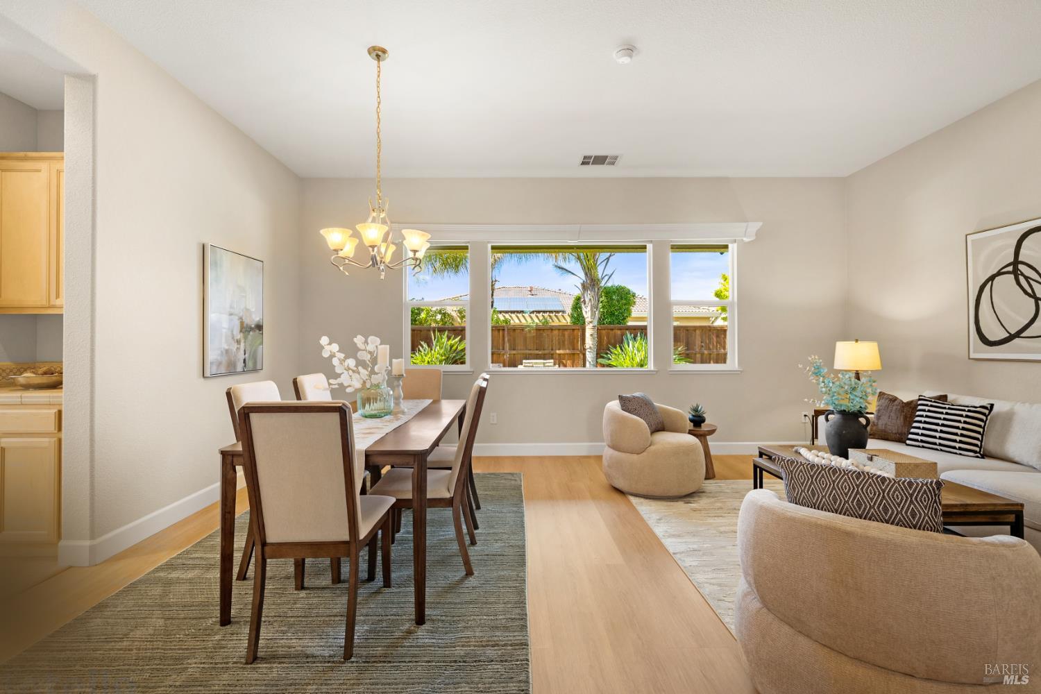 215 Brighton Circle Vacaville CA 95687