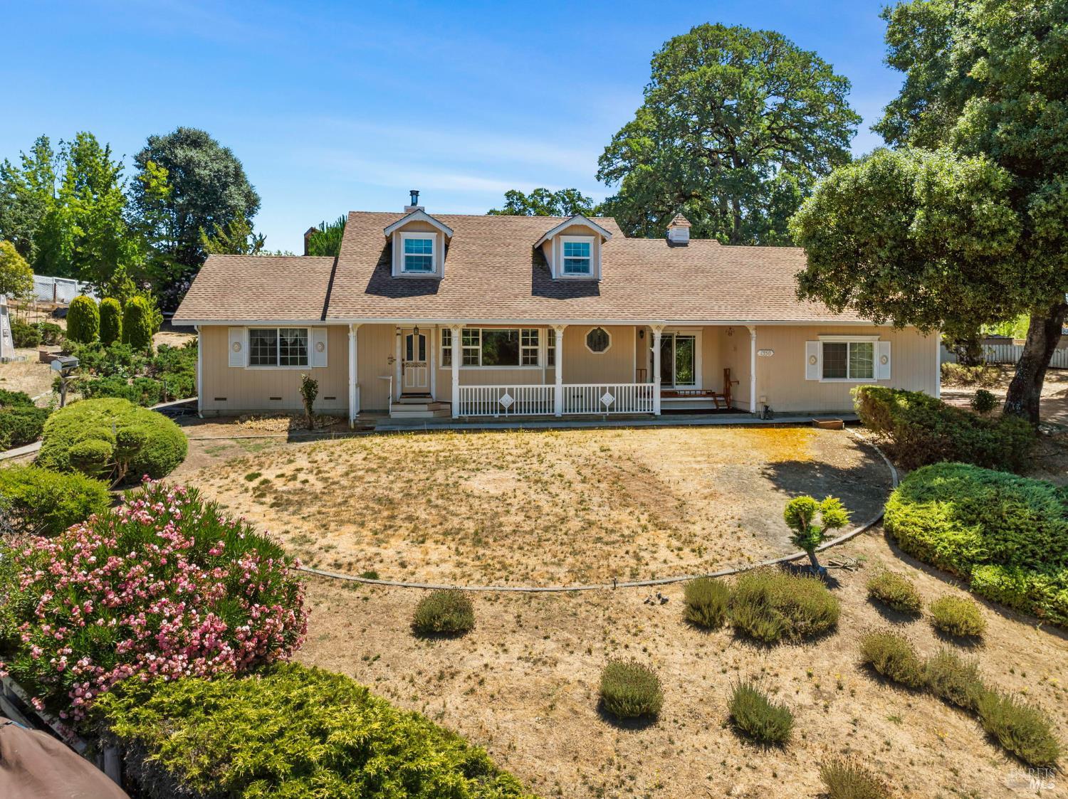 1350 Chateau Place Ukiah CA 95482